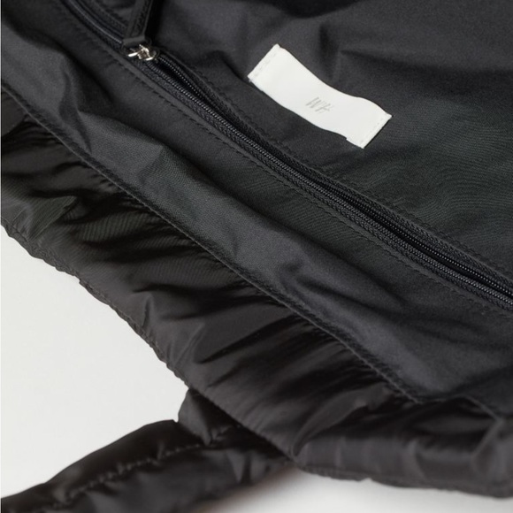 H&M quilted shopper | NWOT - Picture 6 of 13
